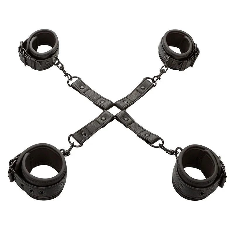 calexotics - nocturnal conector hog tie cuero ajustable negro imagen 2 | karma sex & shop
